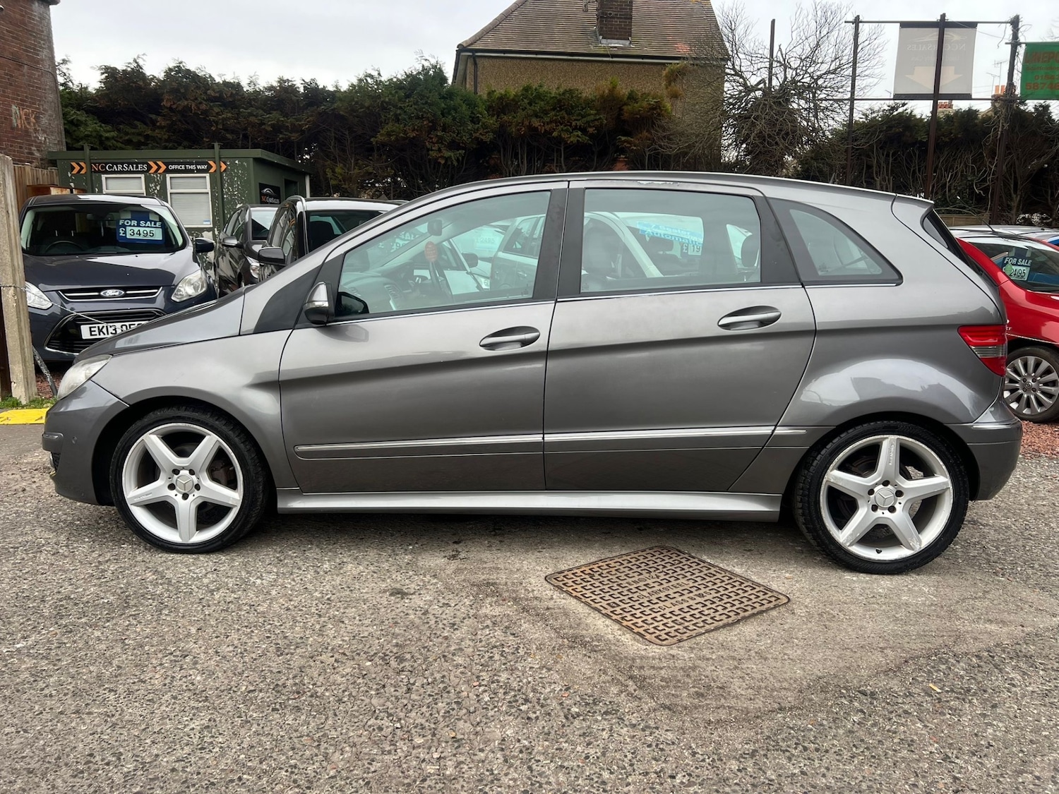 Used Mercedes-Benz B Class 2010 for sale - 78097307: Photo 3
