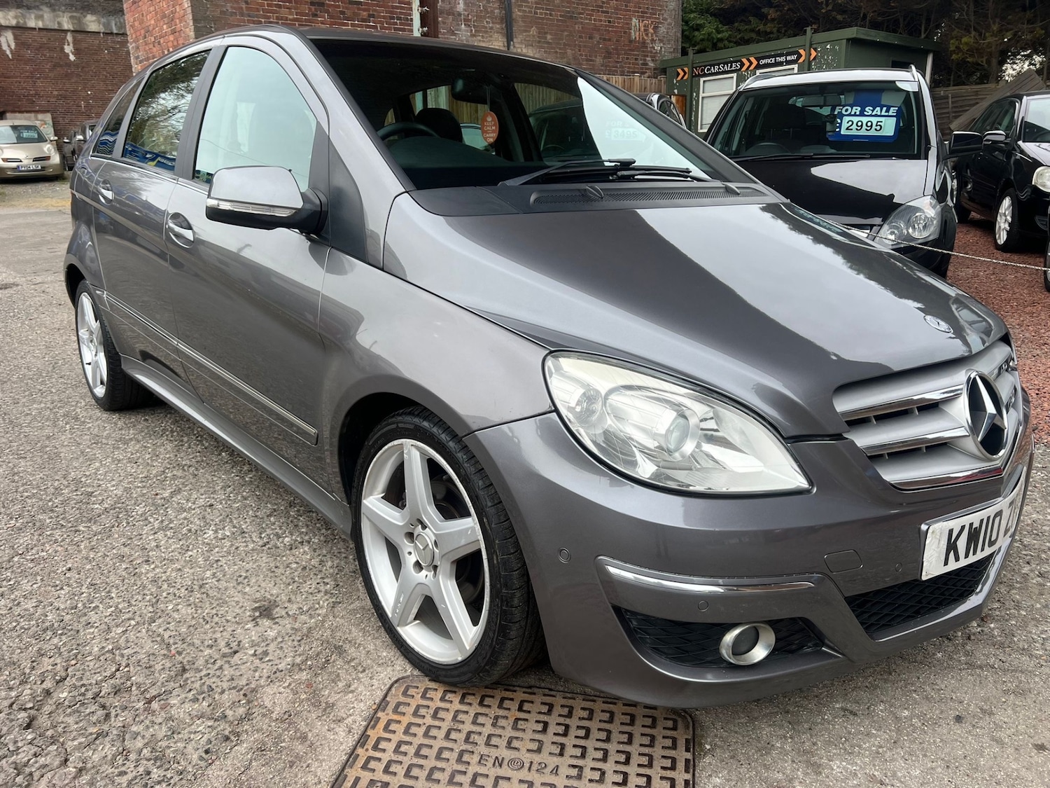 Used Mercedes-Benz B Class 2010 for sale - 78097307: Photo 4