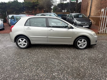 Used Toyota Corolla 2004 for sale - 77395353: Photo