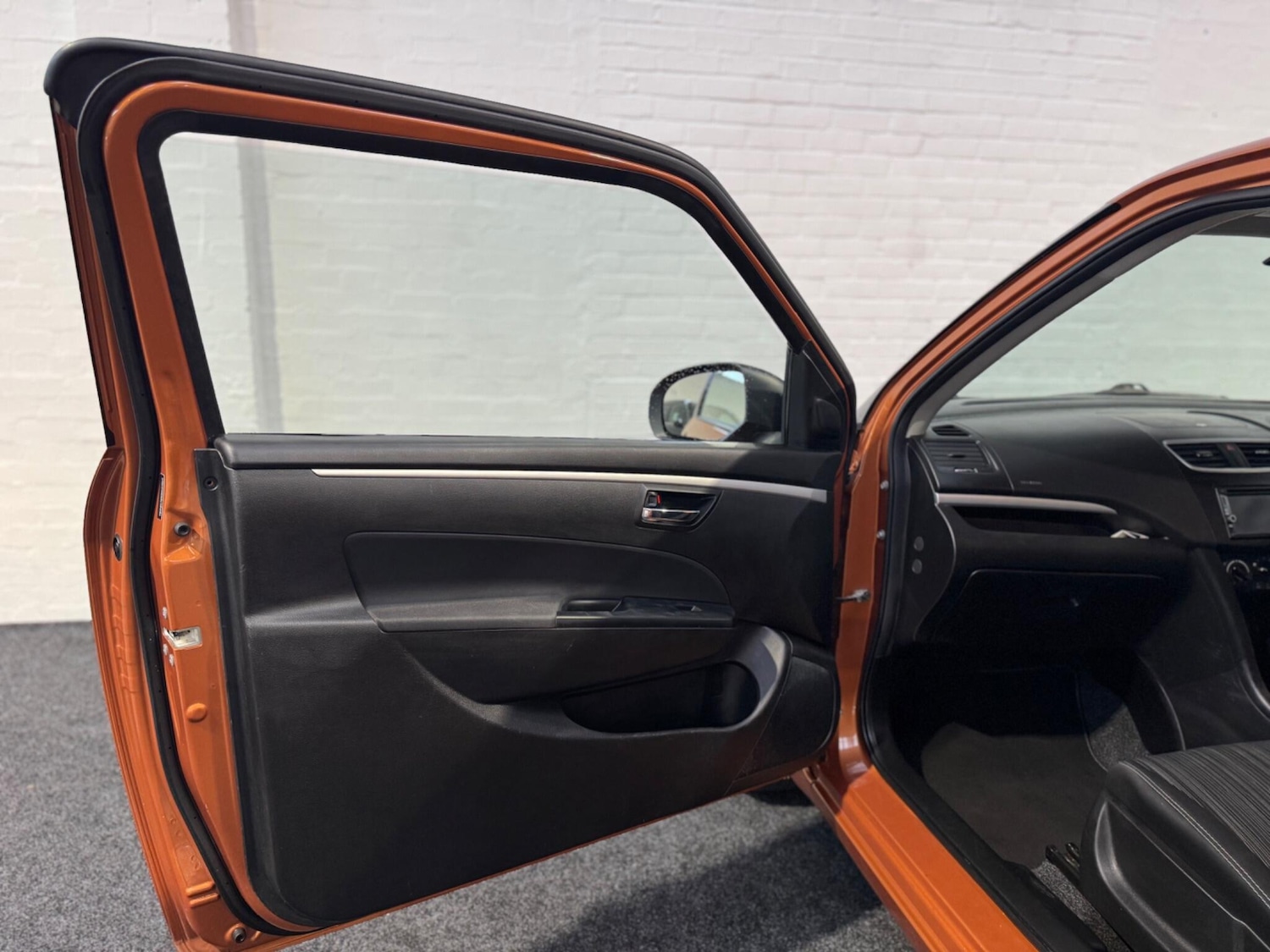 Used Suzuki Swift 2016 for sale - 76572788: Photo 26