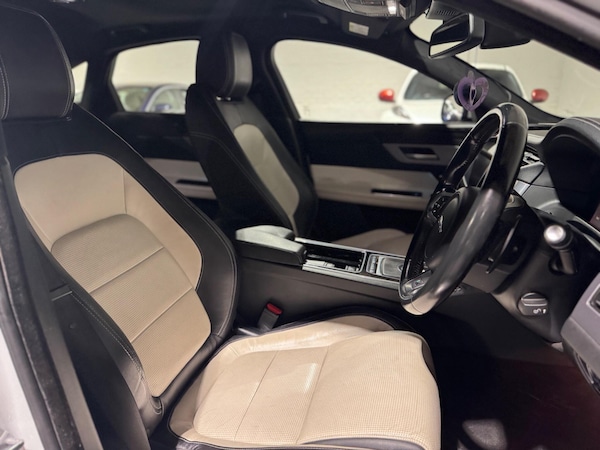 Used Jaguar XF 2016 for sale - 76189606: Photo 22