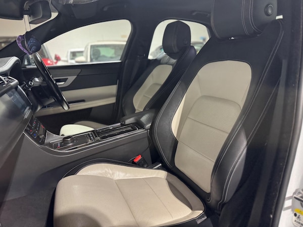 Used Jaguar XF 2016 for sale - 76189606: Photo 26