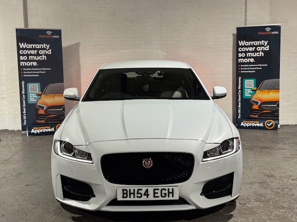 Used Jaguar XF 2016 for sale - 76189606: Photo 2