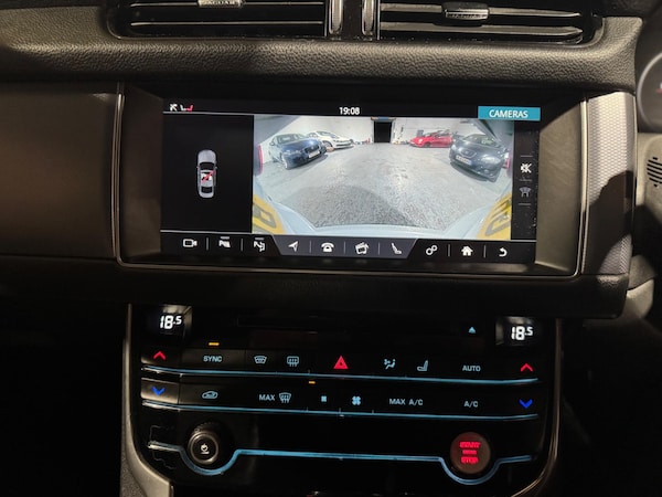 Used Jaguar XF 2016 for sale - 76189606: Photo 41