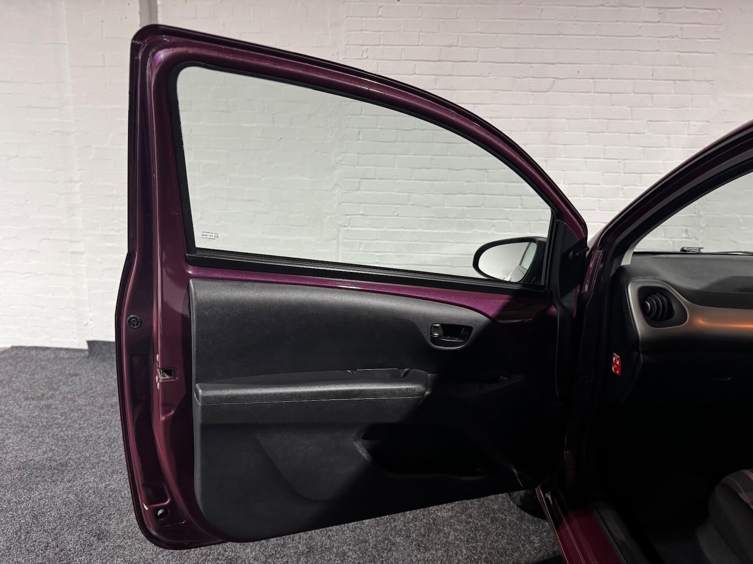 Used Peugeot 108 2015 for sale - 77030027: Photo 26