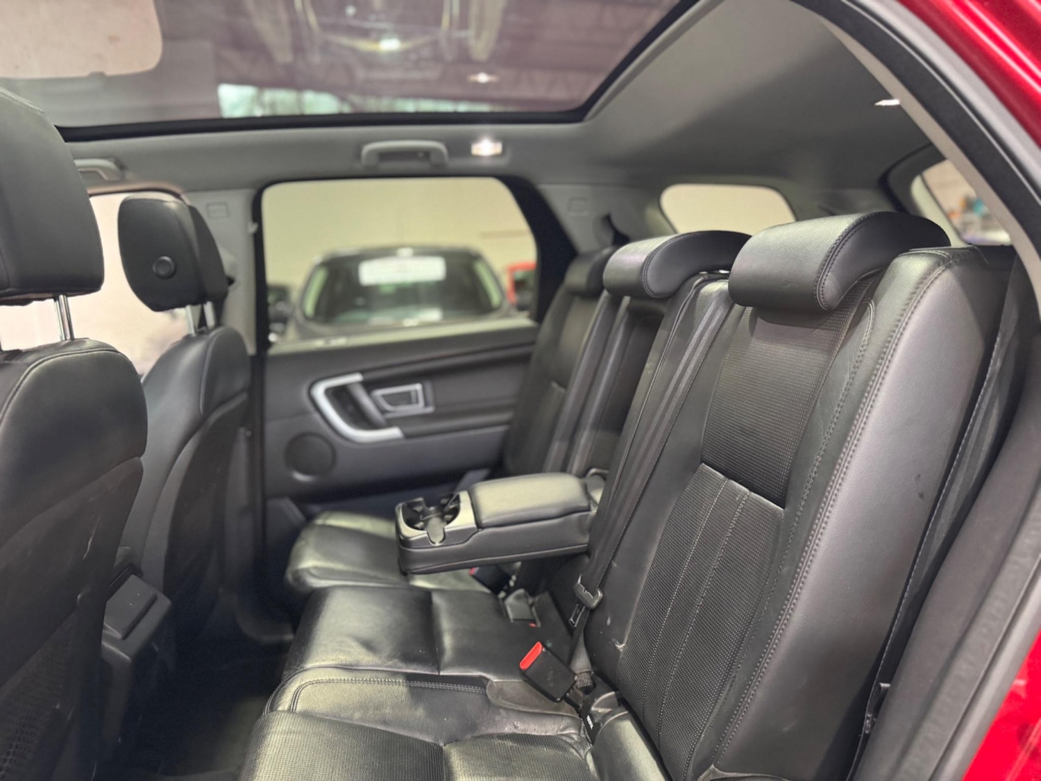 Used Land Rover Discovery Sport 2015 for sale - 76976716: Photo 20