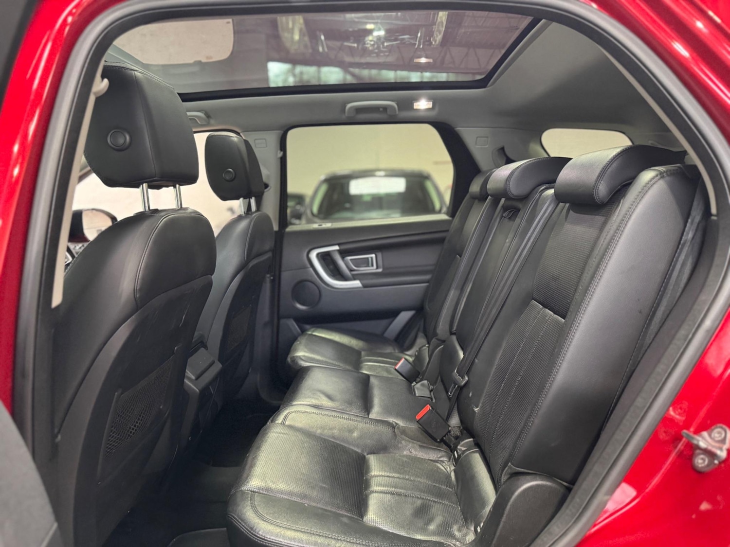 Used Land Rover Discovery Sport 2015 for sale - 76976716: Photo 21