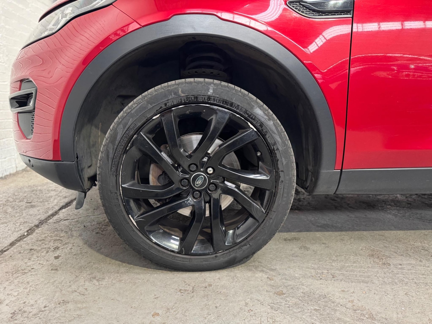 Used Land Rover Discovery Sport 2015 for sale - 76976716: Photo 28