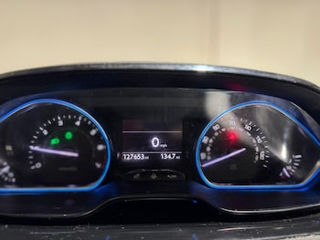 Used Peugeot 2008 2013 for sale - 76659094: Photo