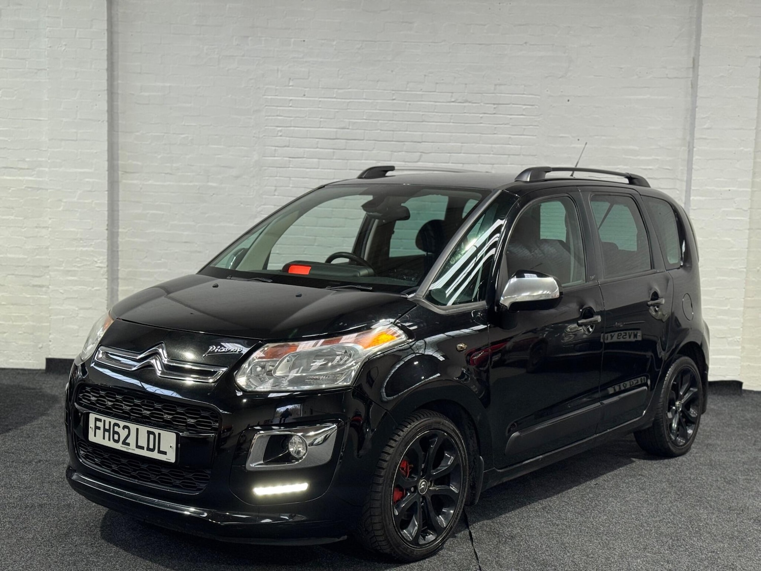 Used Citroen C3 Picasso 2013 for sale - 76597017: Photo 3