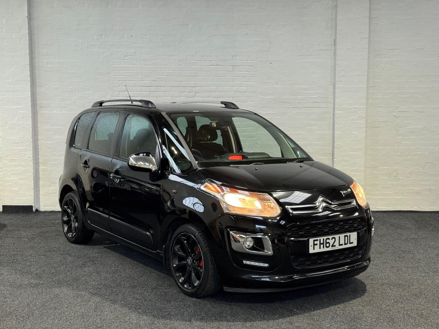 Used Citroen C3 Picasso 2013 for sale - 76597017: Photo 5