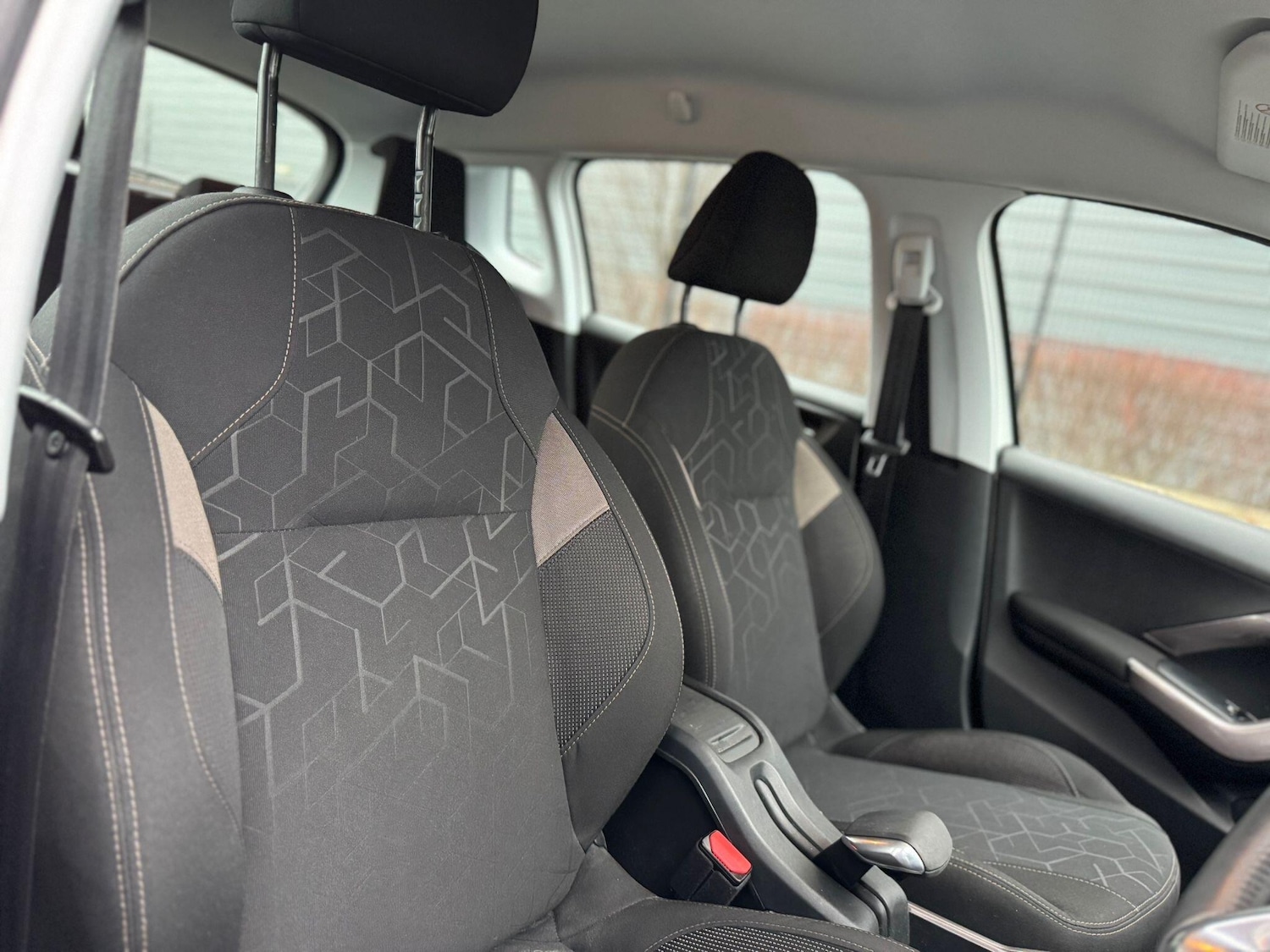 Used Peugeot 2008 2013 for sale - 77166666: Photo 17