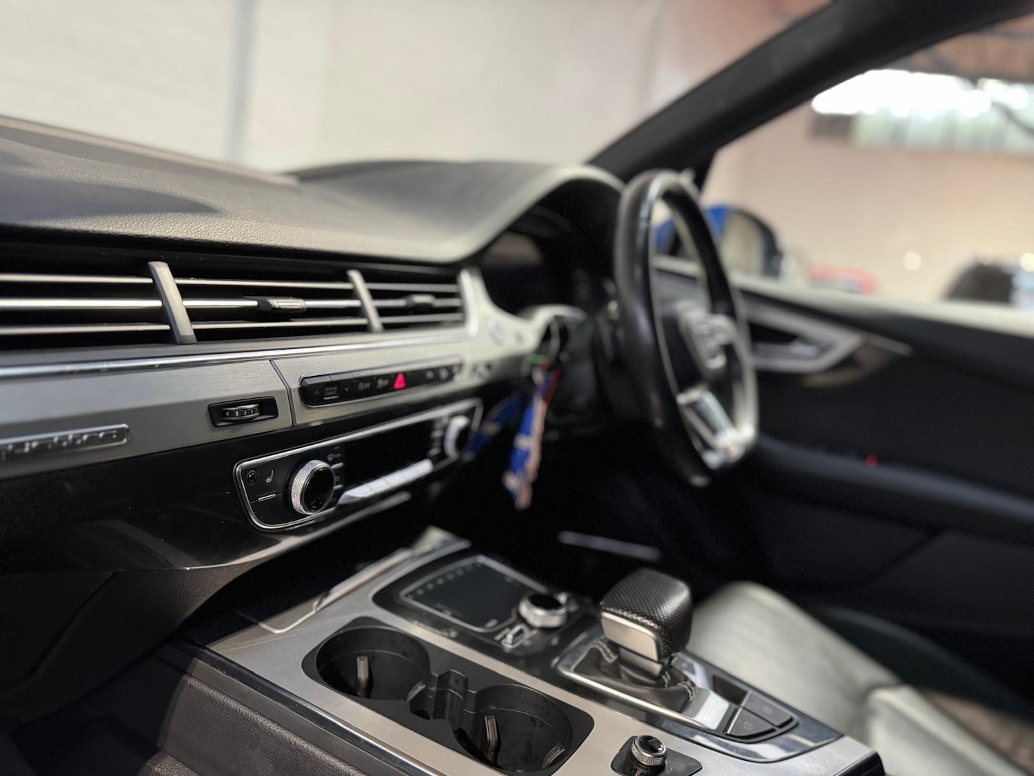 Used Audi Q7 2015 for sale - 76597224: Photo 23