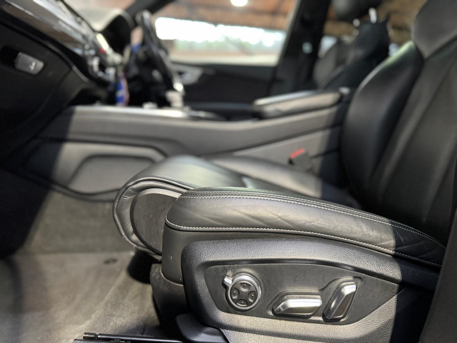 Used Audi Q7 2015 for sale - 76597224: Photo 32