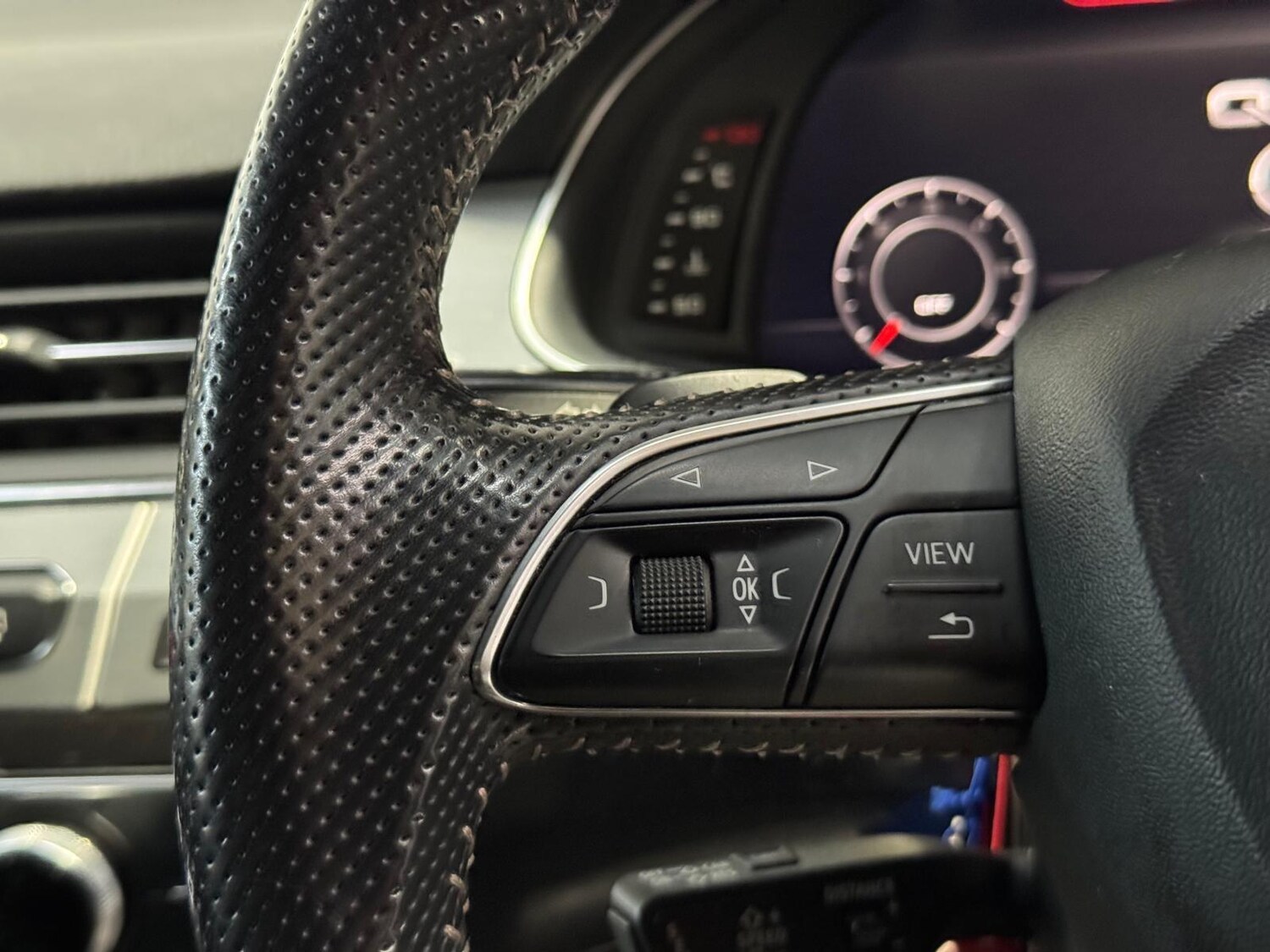 Used Audi Q7 2015 for sale - 76597224: Photo 38