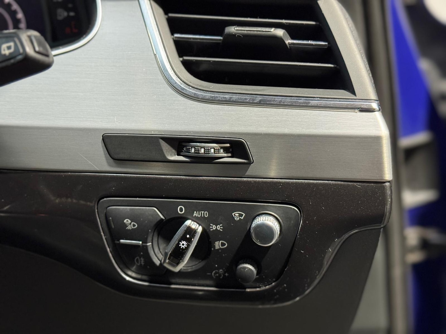 Used Audi Q7 2015 for sale - 76597224: Photo 39