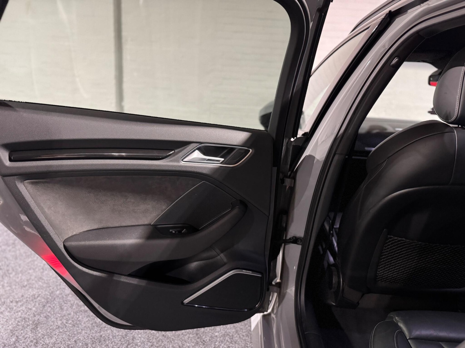 Used Audi RS3 2015 for sale - 76786652: Photo 13