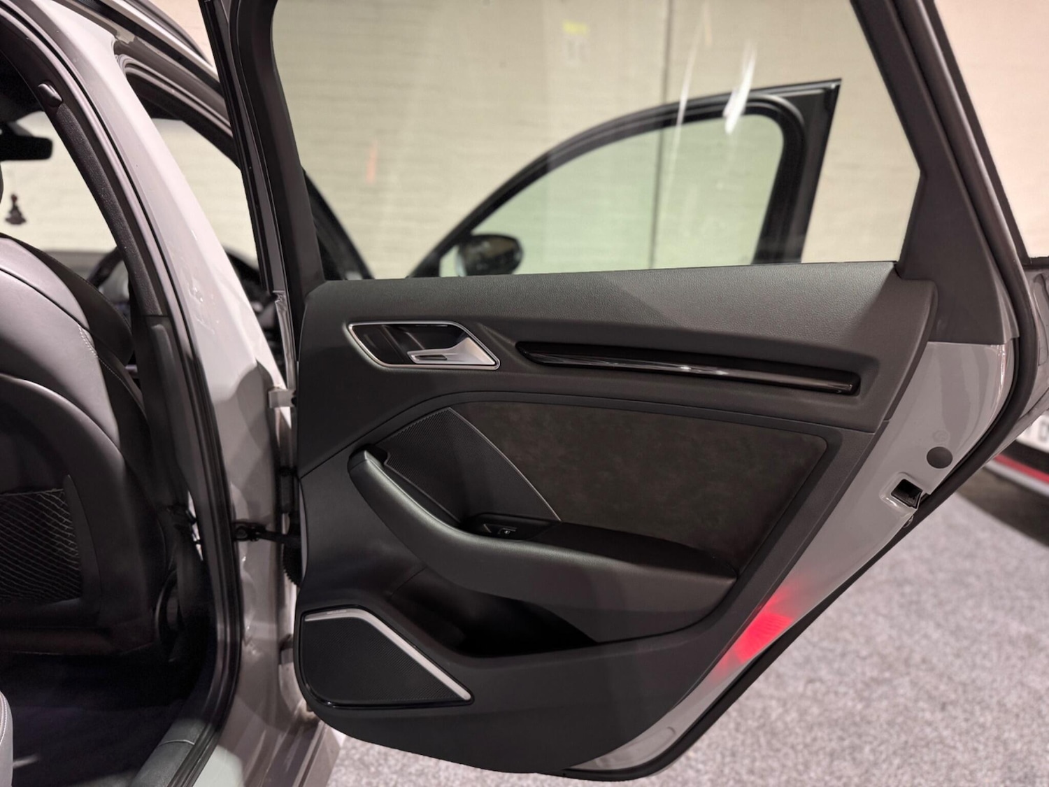 Used Audi RS3 2015 for sale - 76786652: Photo 14