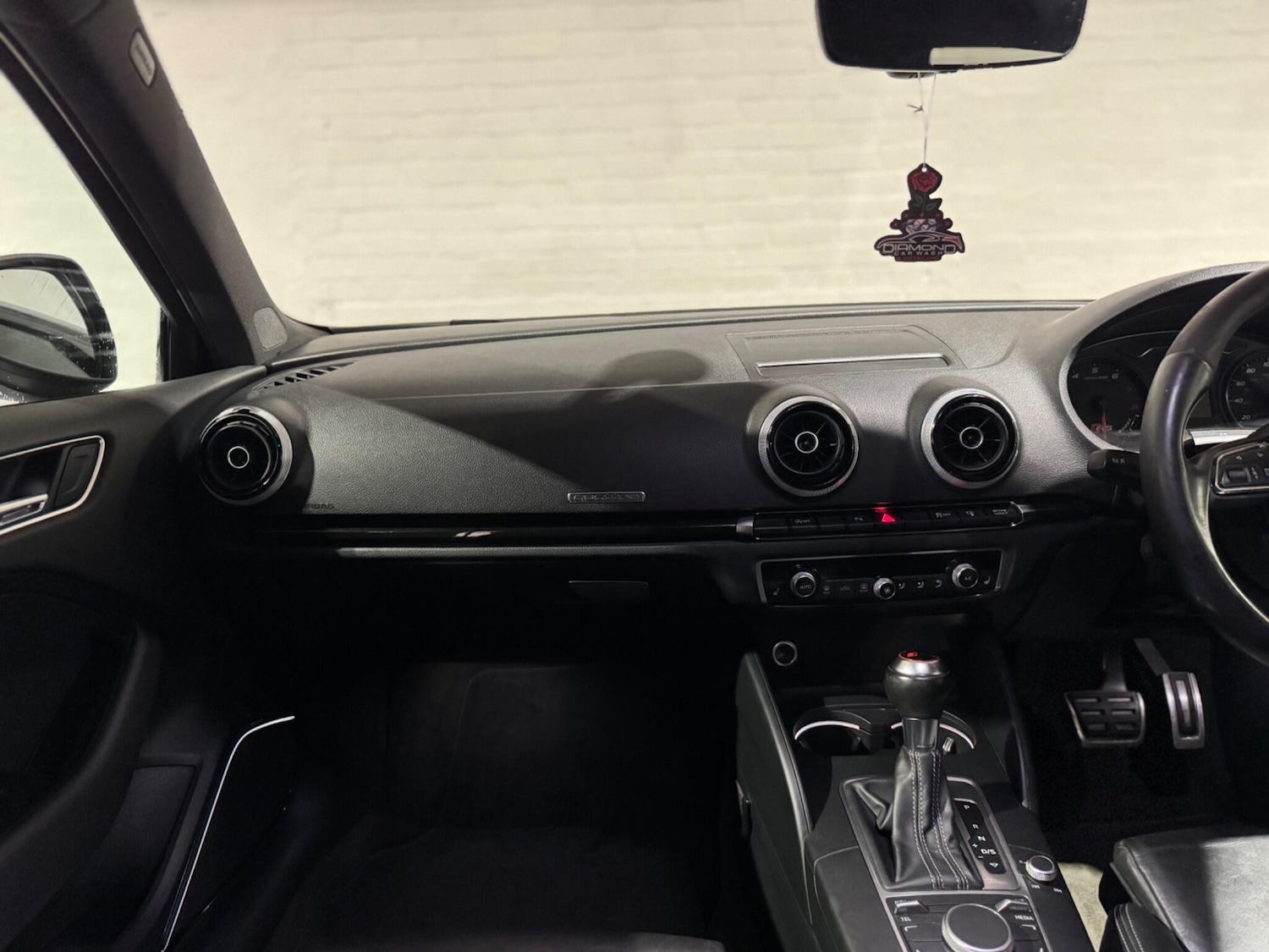 Used Audi RS3 2015 for sale - 76786652: Photo 32