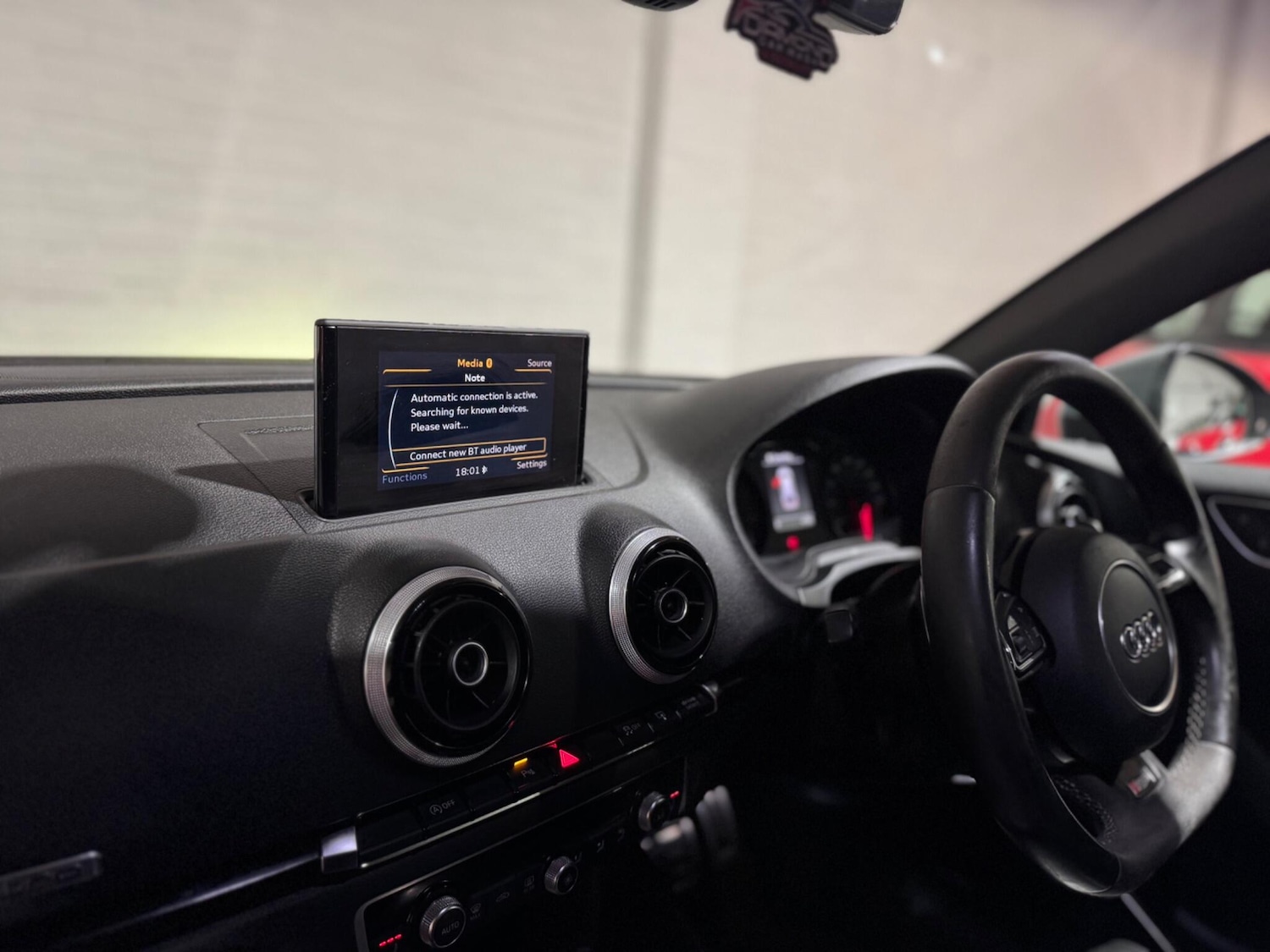 Used Audi RS3 2015 for sale - 76786652: Photo 33