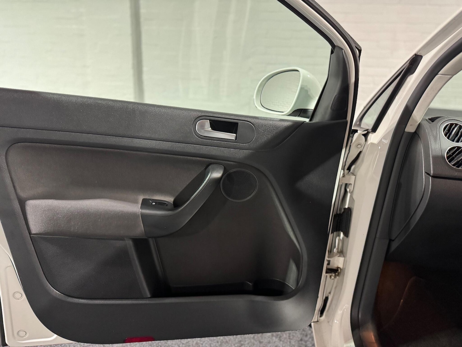 Used Volkswagen Golf Plus 2011 for sale - 77021088: Photo 30