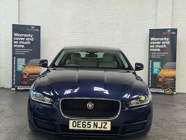Used Jaguar XE 2015 for sale - 76020215: Photo 2