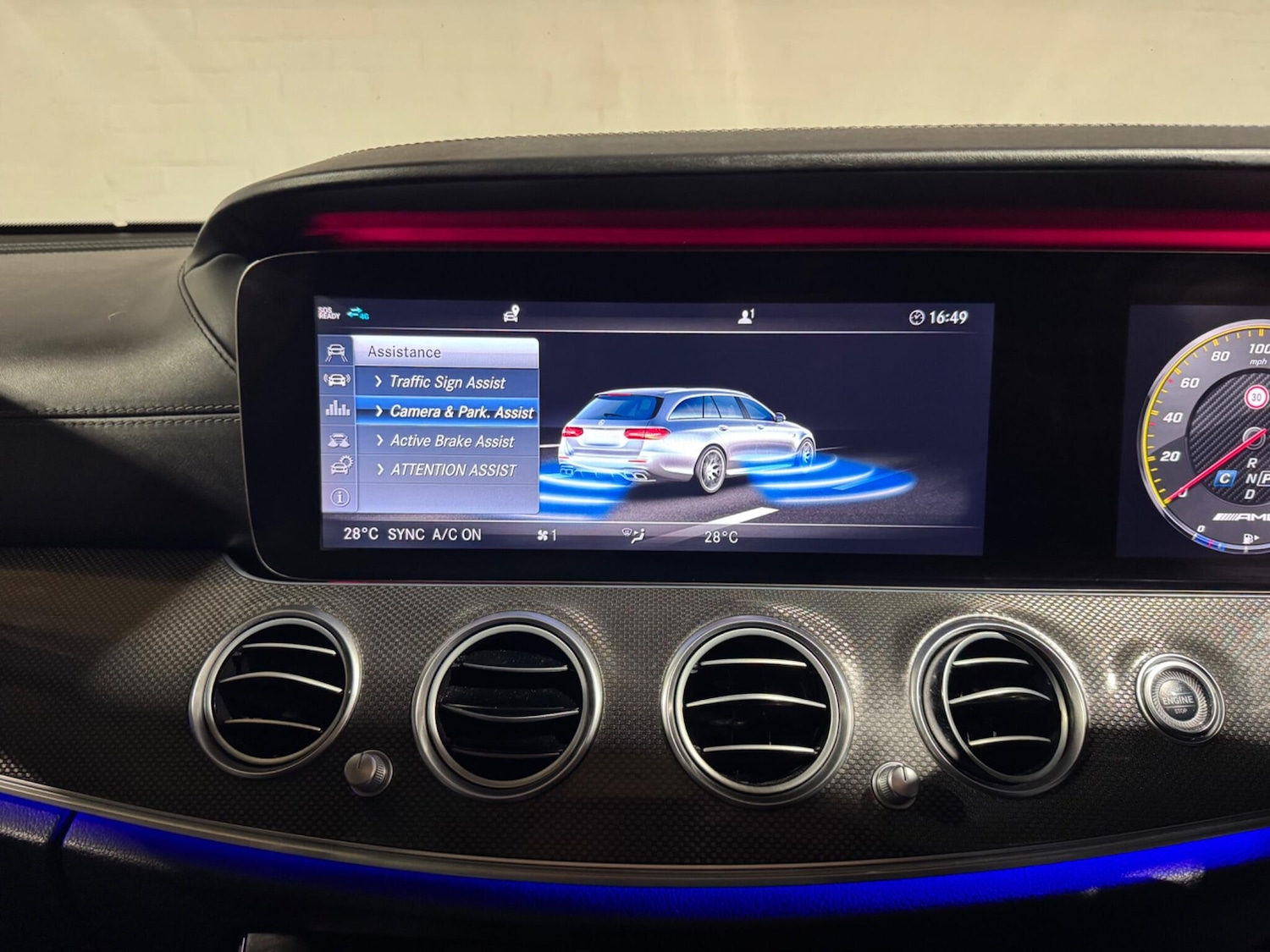 Used Mercedes-Benz E Class for sale - 76976858: Photo 44