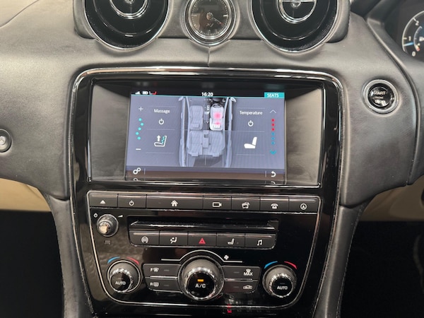 Used Jaguar XJ 2017 for sale - 75678187: Photo 36