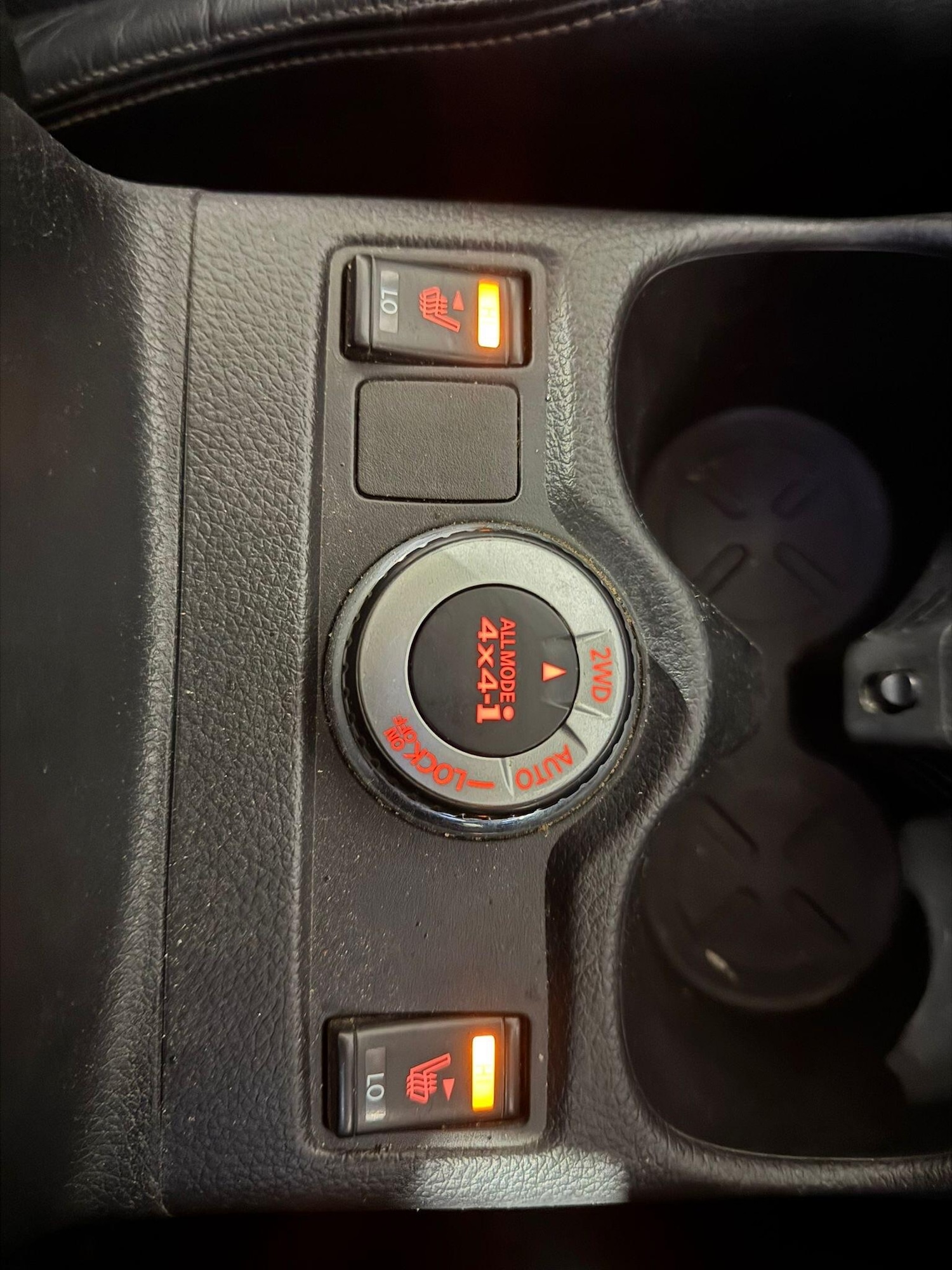 Used Nissan X-Trail 2016 for sale - 76753088: Photo 25