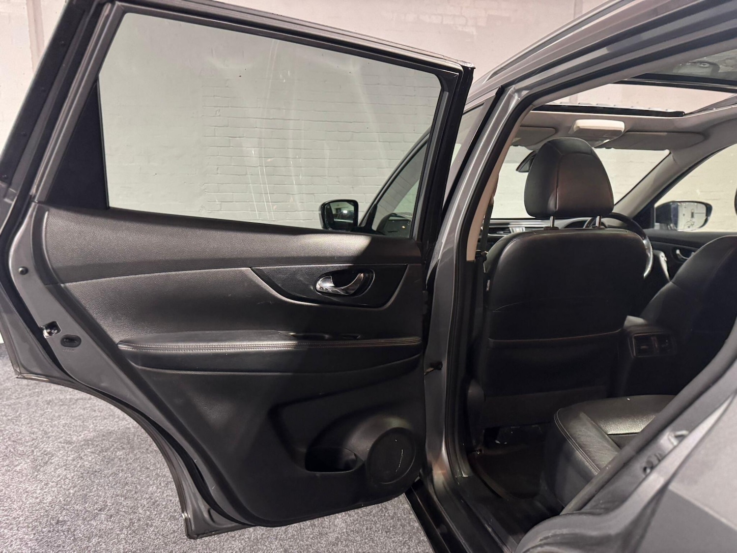 Used Nissan X-Trail 2016 for sale - 76753088: Photo 27