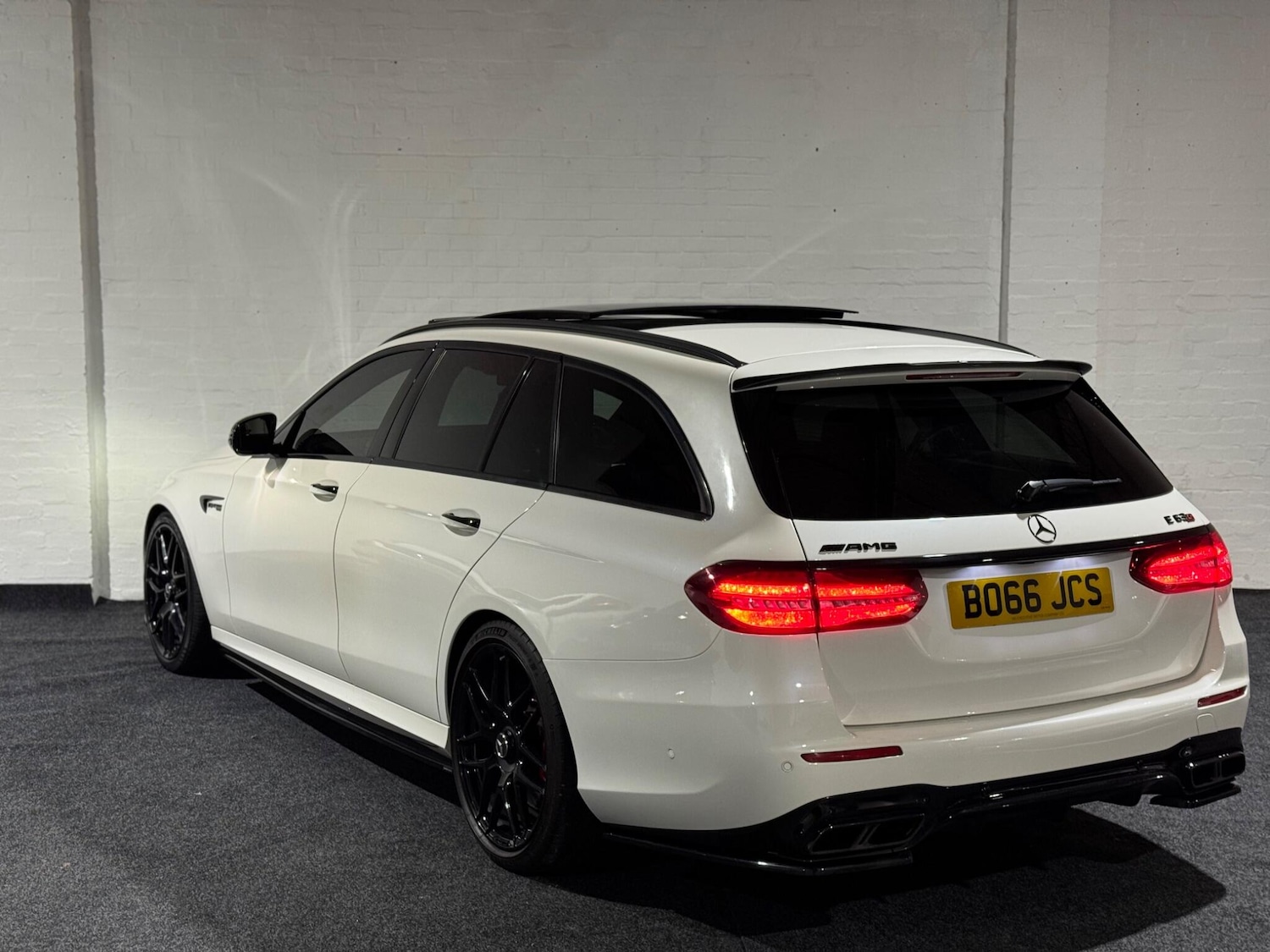 Used Mercedes-Benz E Class 2018 for sale - 76551061: Photo 11