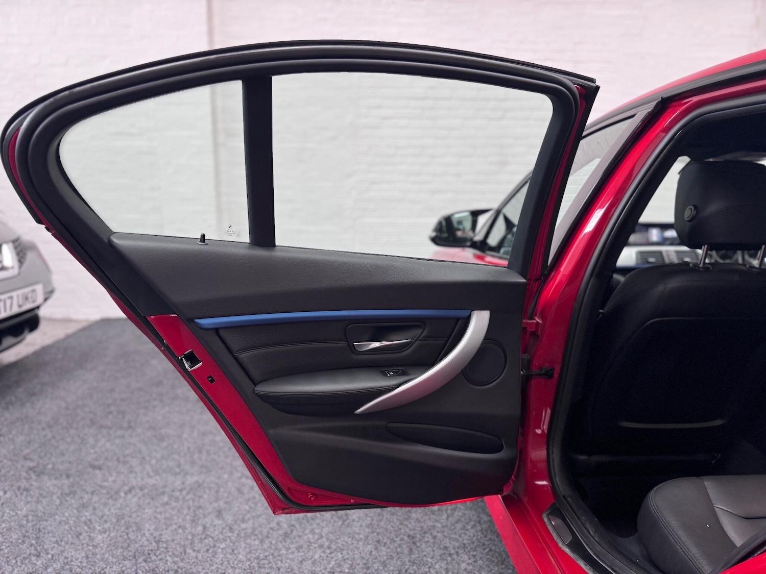 Used BMW 3 Series 2015 for sale - 76613162: Photo 39