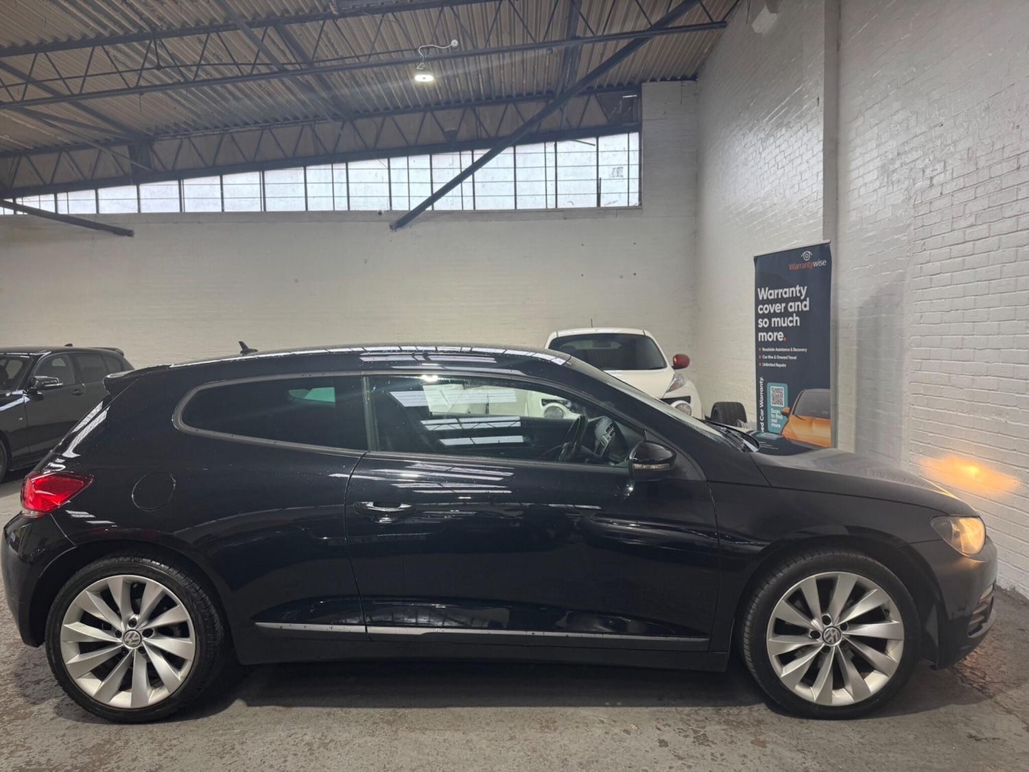 Used Volkswagen Scirocco 2009 for sale - 76380731: Photo 11