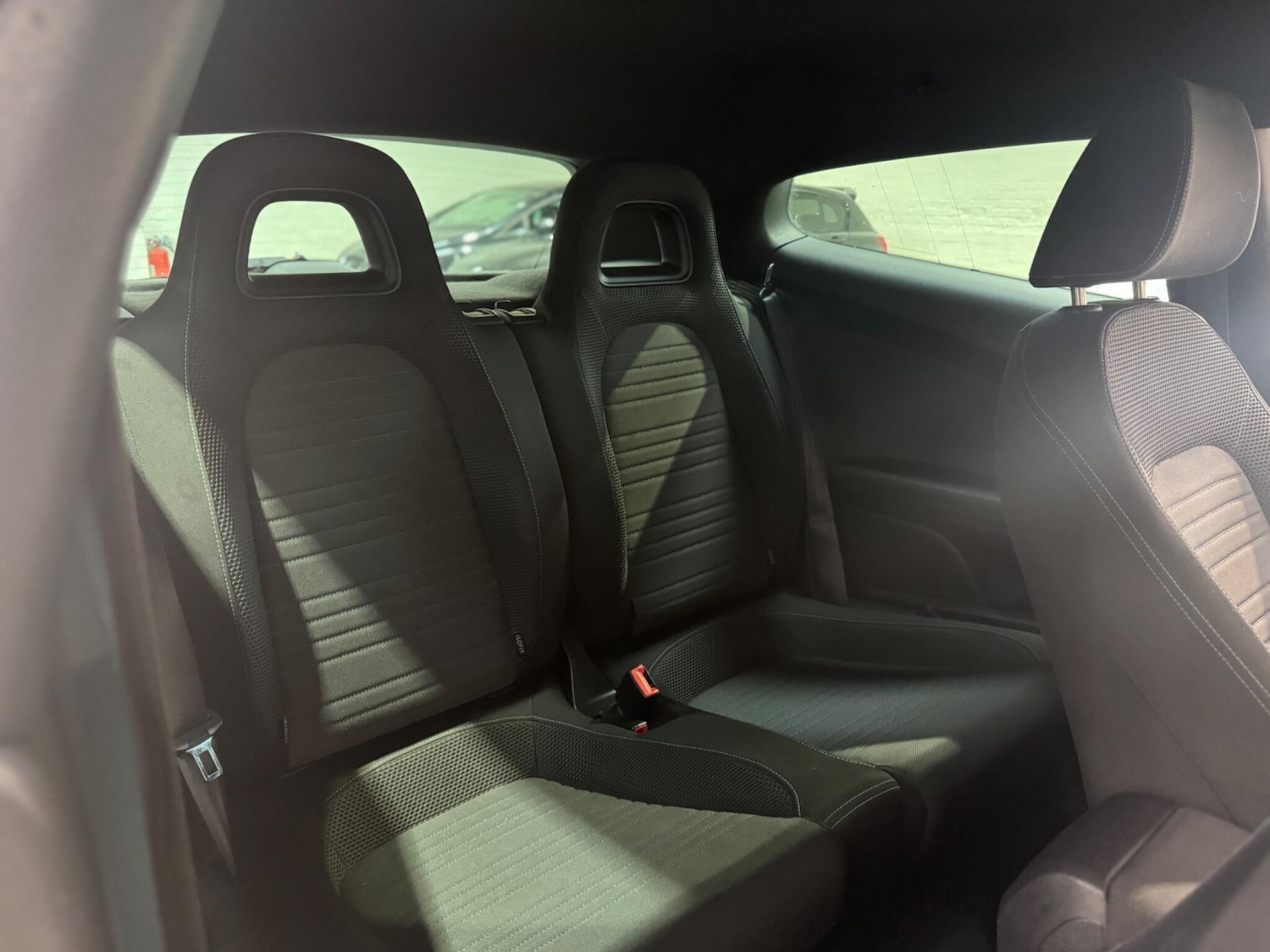 Used Volkswagen Scirocco 2009 for sale - 76380731: Photo 19