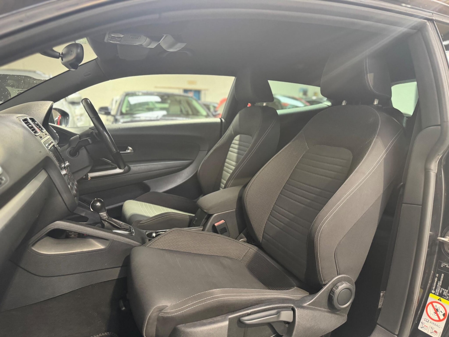 Used Volkswagen Scirocco 2009 for sale - 76380731: Photo 28