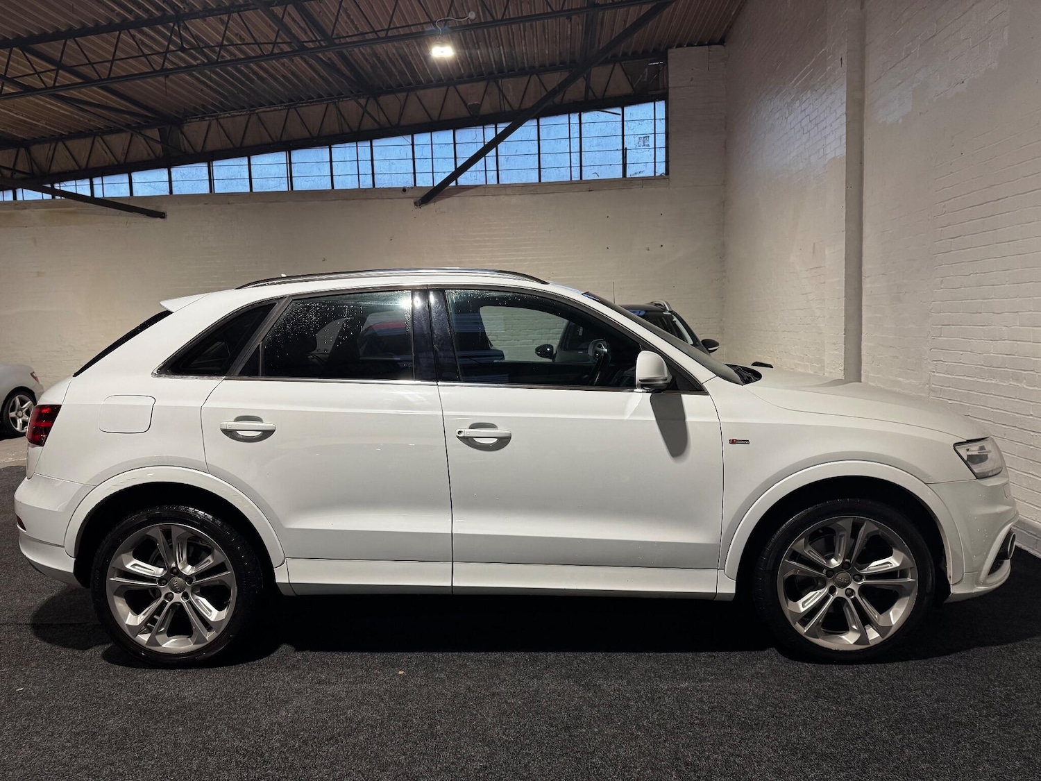 Used Audi Q3 2013 for sale - 76935871: Photo 13