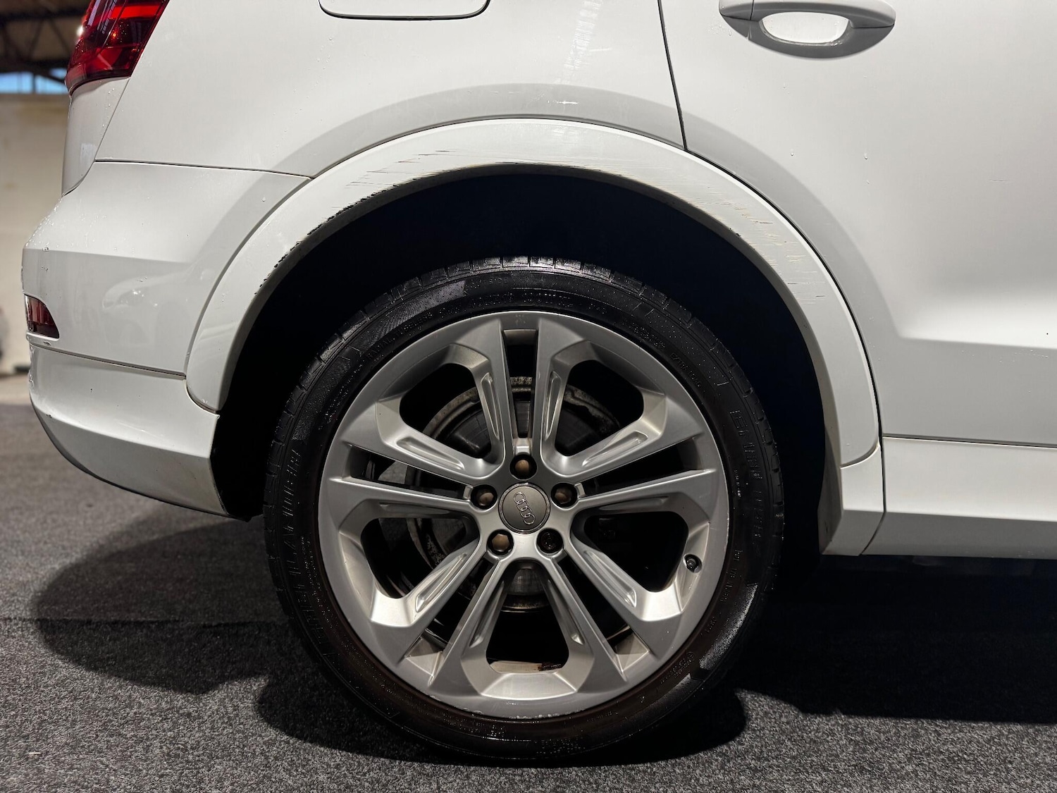 Used Audi Q3 2013 for sale - 76935871: Photo 33