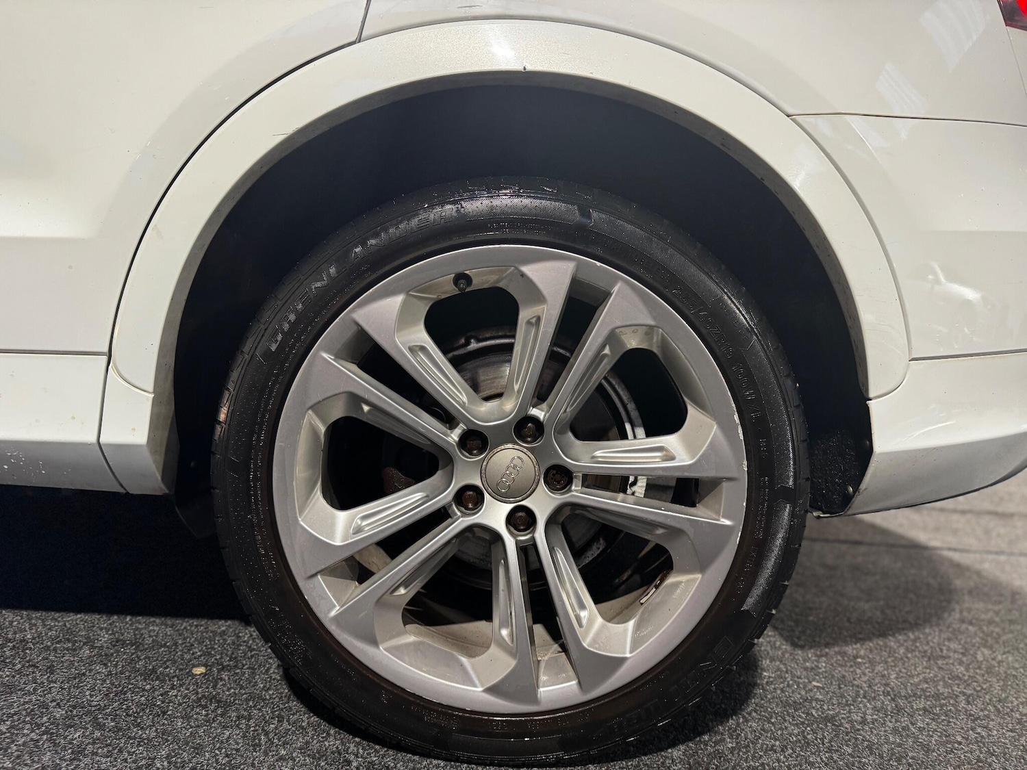 Used Audi Q3 2013 for sale - 76935871: Photo 35