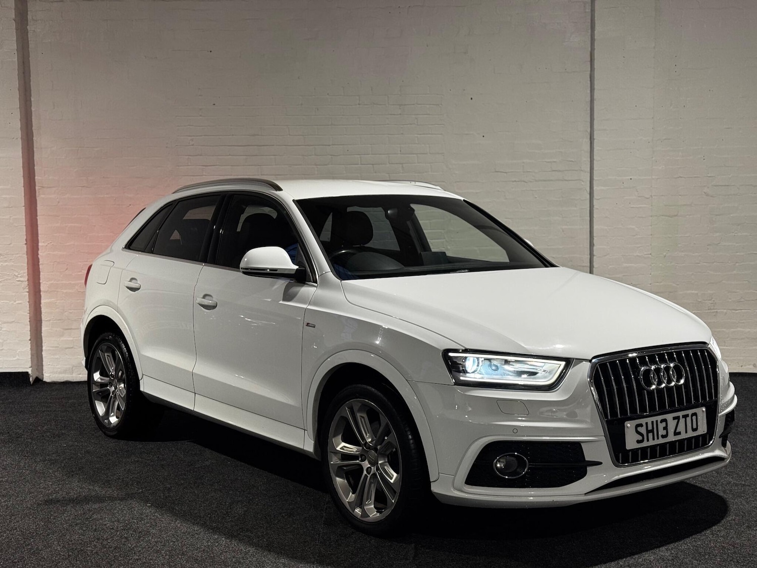 Used Audi Q3 2013 for sale - 76935871: Photo 6