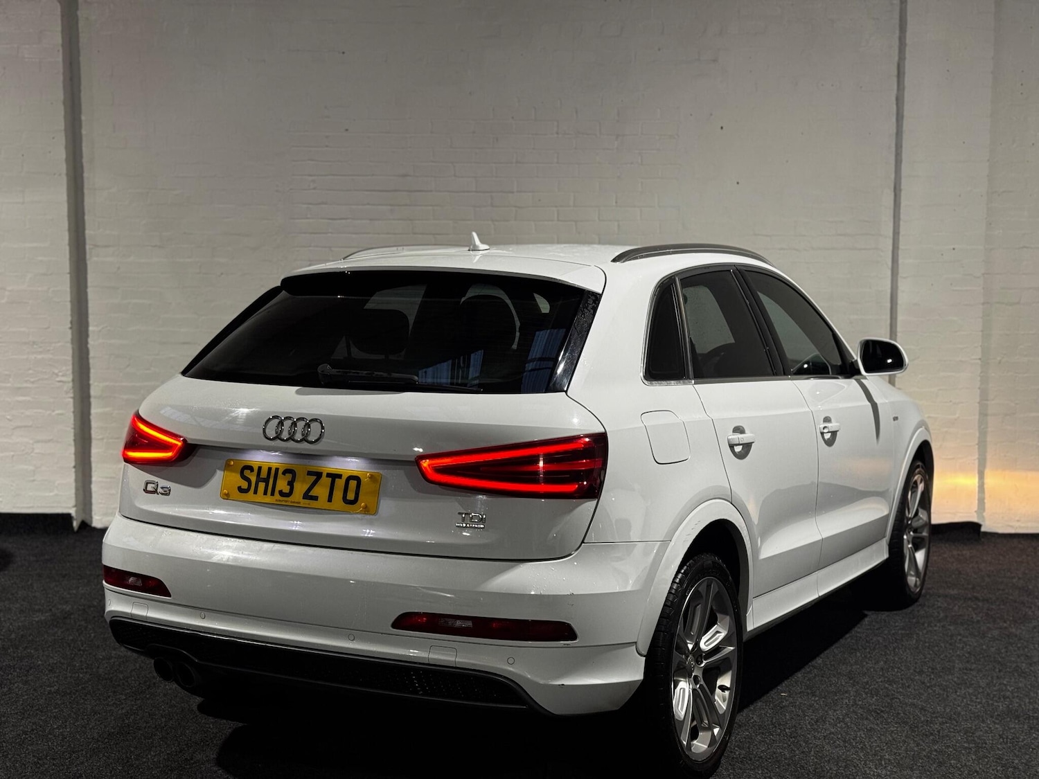 Used Audi Q3 2013 for sale - 76935871: Photo 9