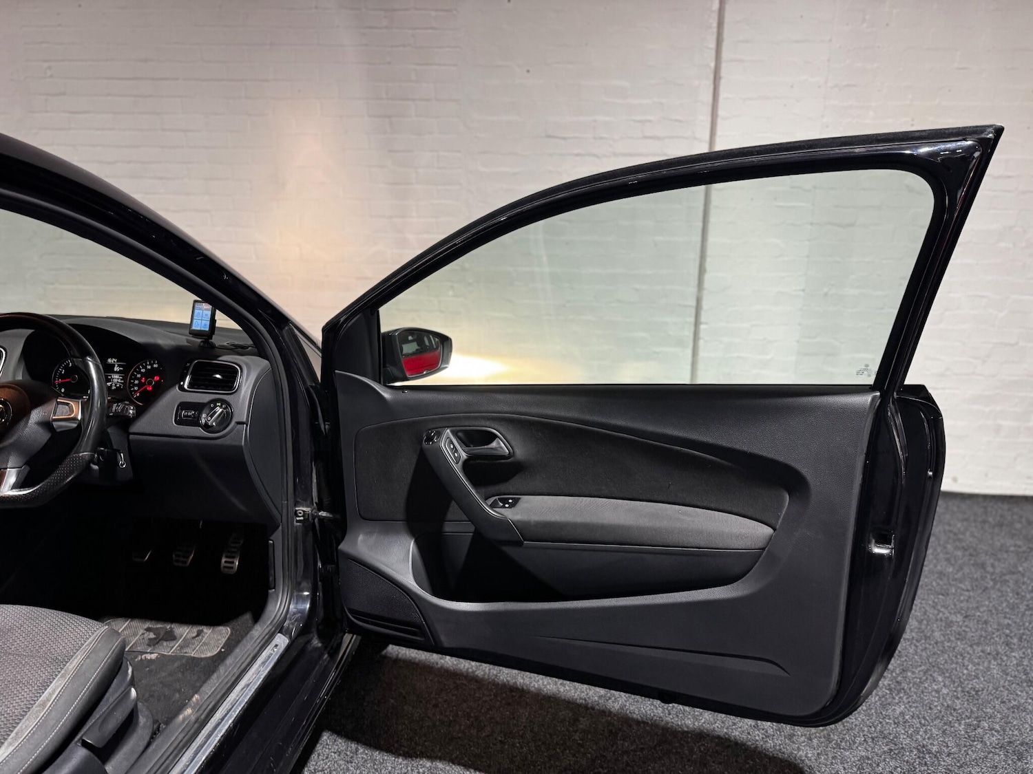 Used Volkswagen Polo 2013 for sale - 76925977: Photo 28