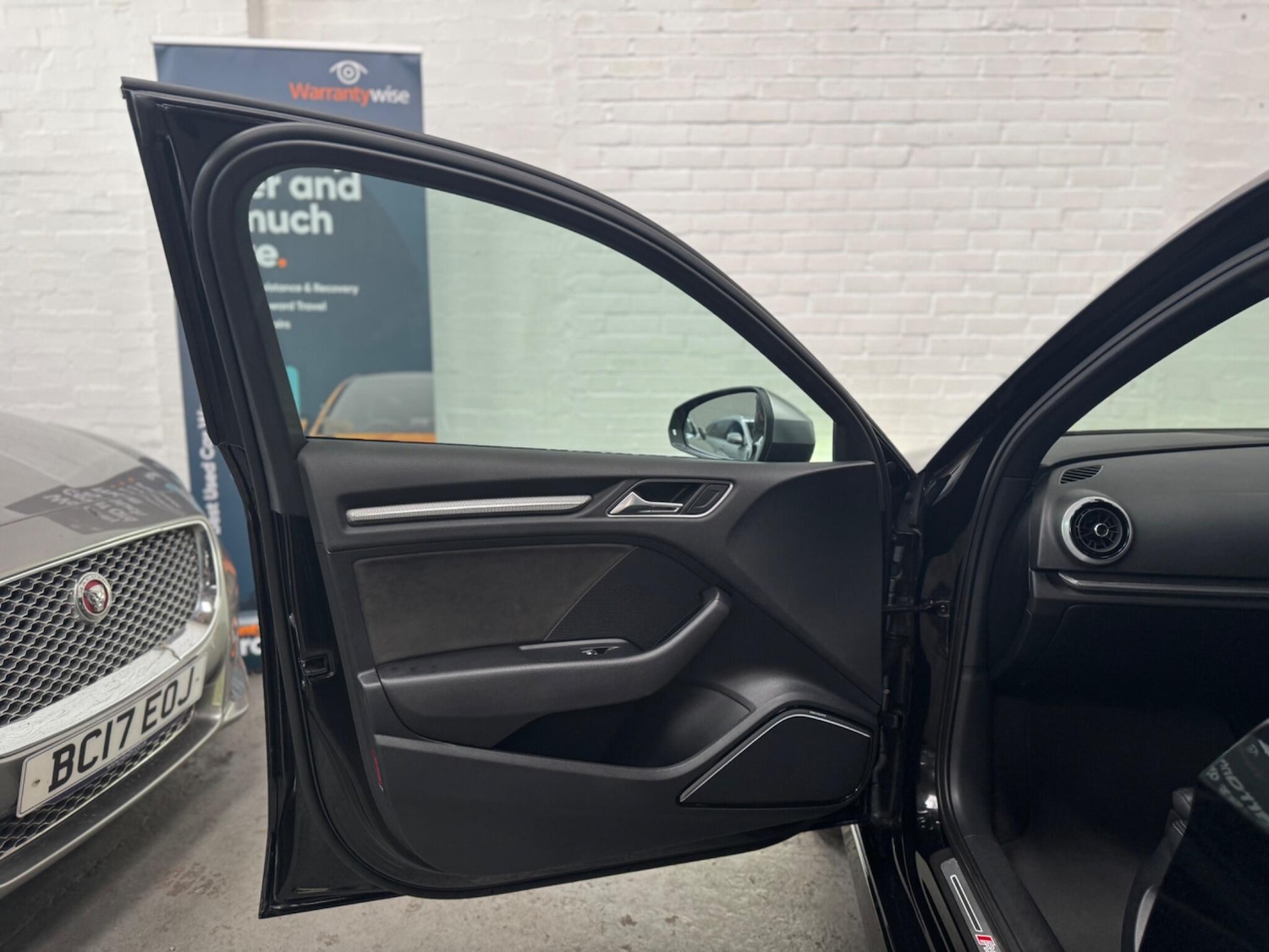 Used Audi RS3 2020 for sale - 76085377: Photo 35