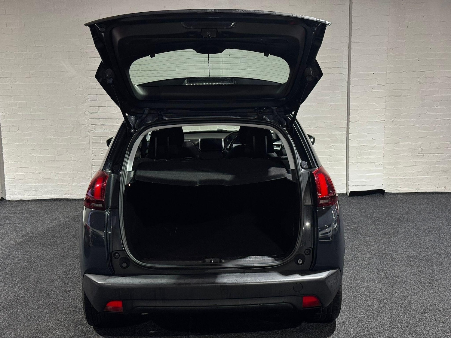 Used Peugeot 2008 2018 for sale - 76898496: Photo 26