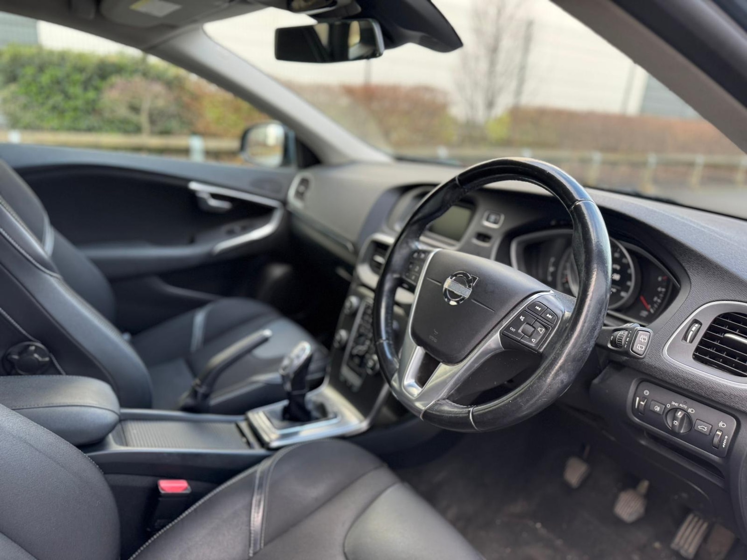 Used Volvo V40 2012 for sale - 77175683: Photo 15