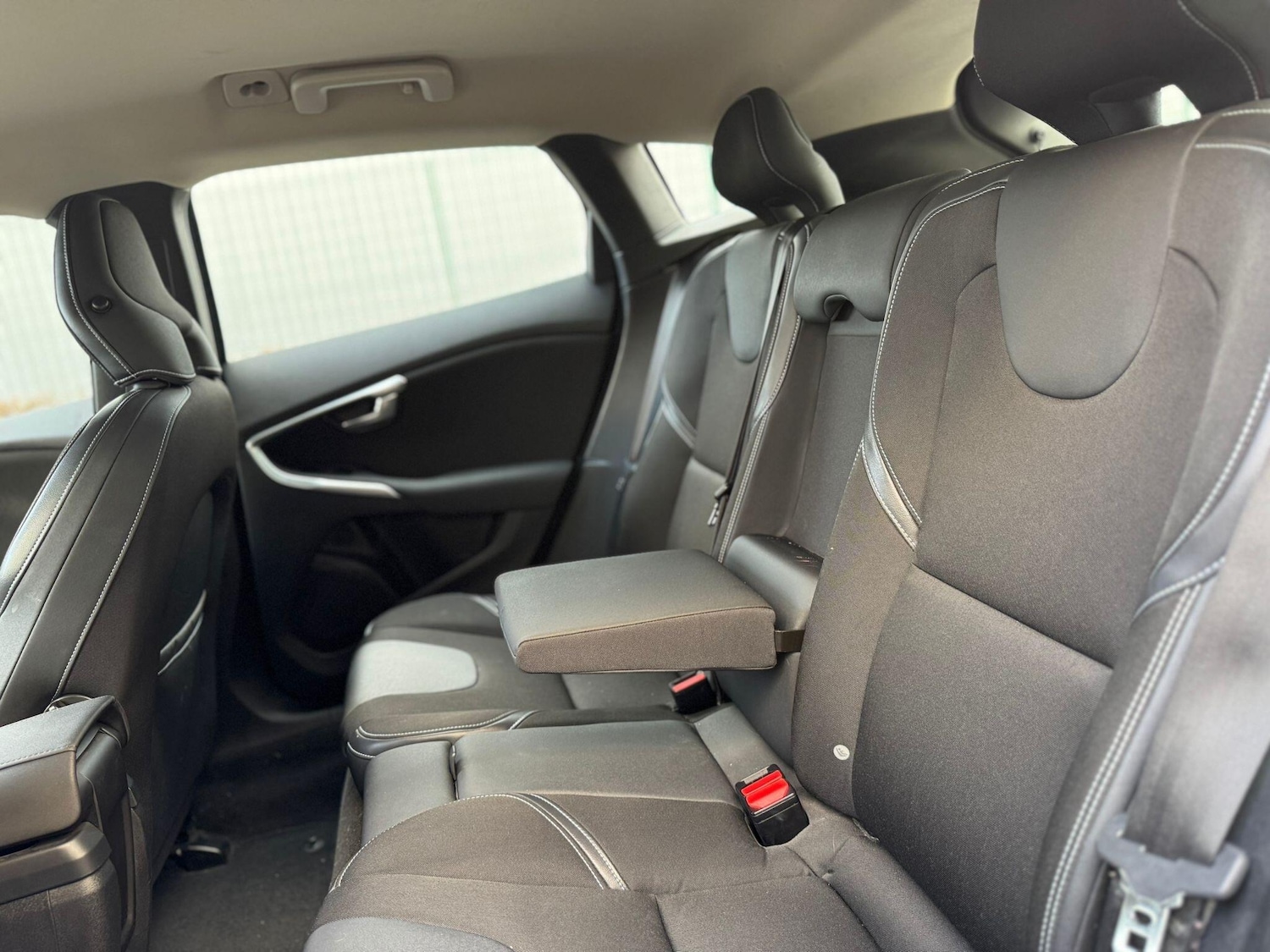 Used Volvo V40 2012 for sale - 77175683: Photo 17