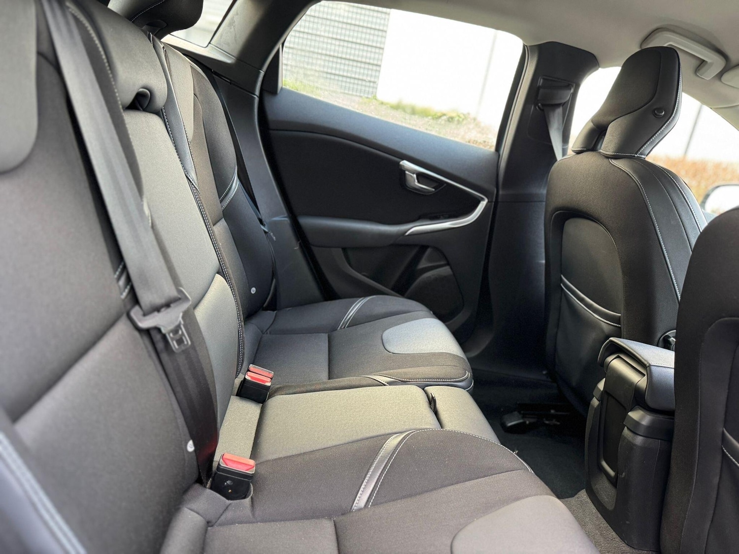 Used Volvo V40 2012 for sale - 77175683: Photo 19