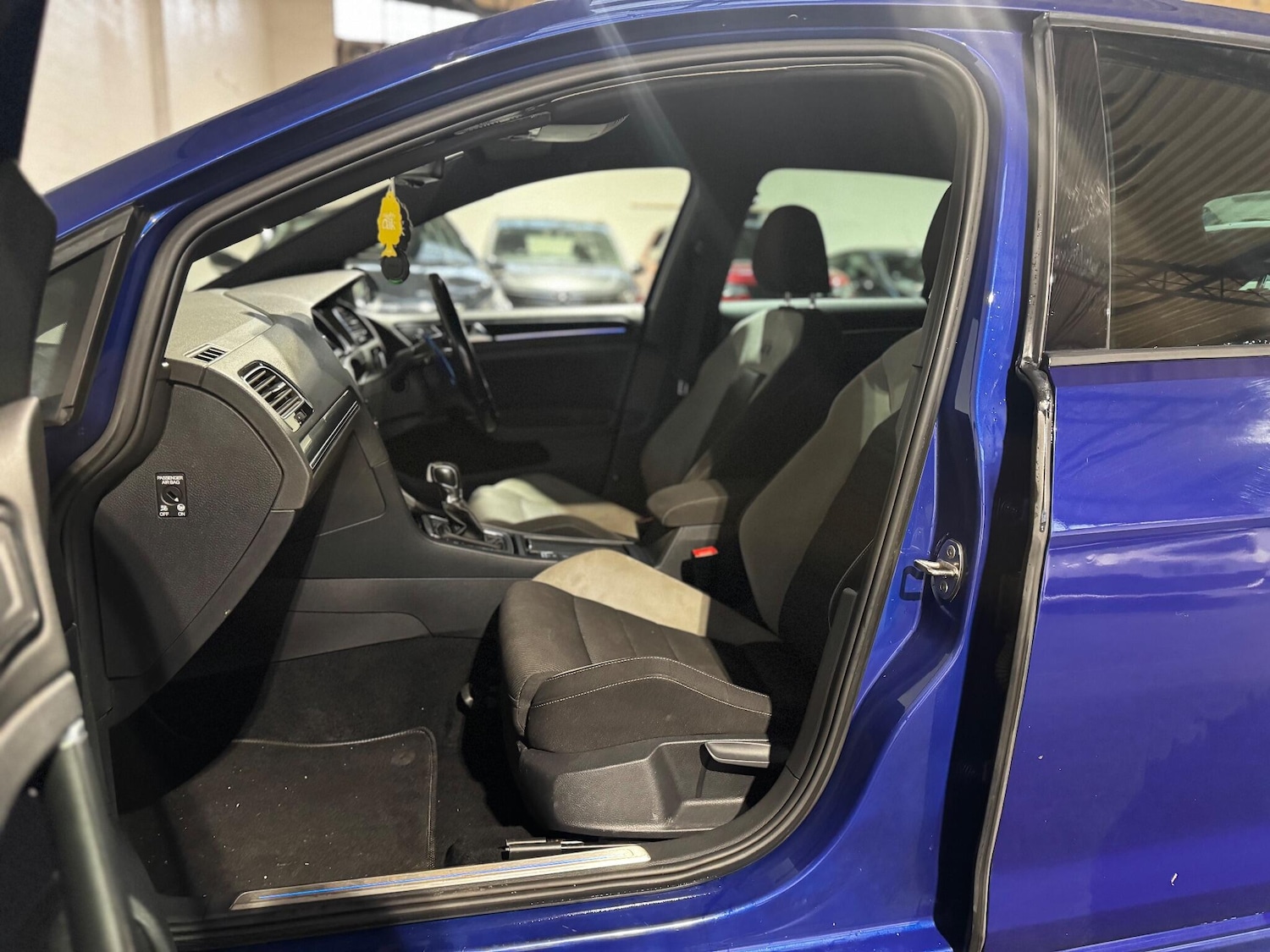 Used Volkswagen Golf for sale - 77017140: Photo 23