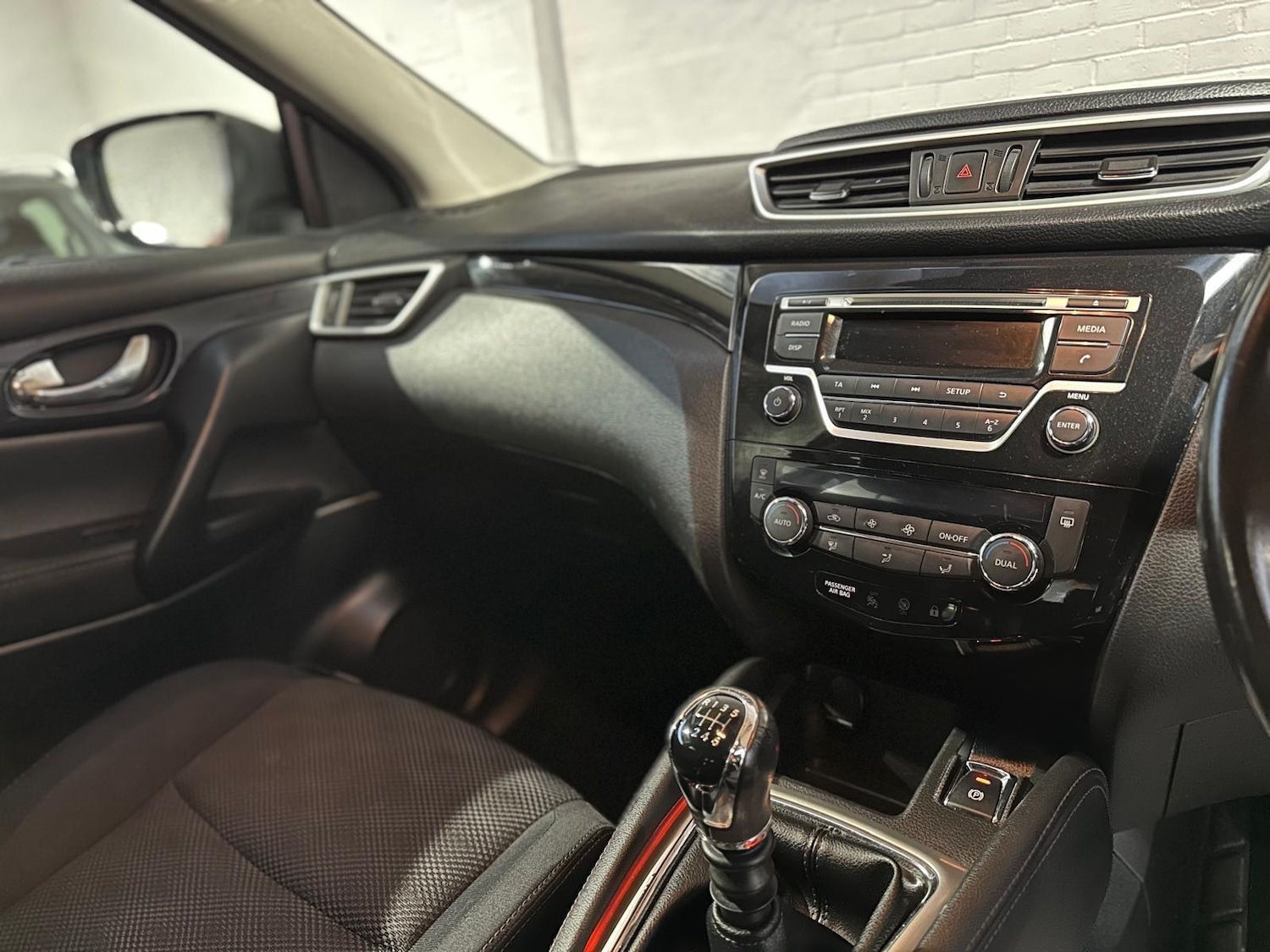 Used Nissan Qashqai 2015 for sale - 76976590: Photo 17