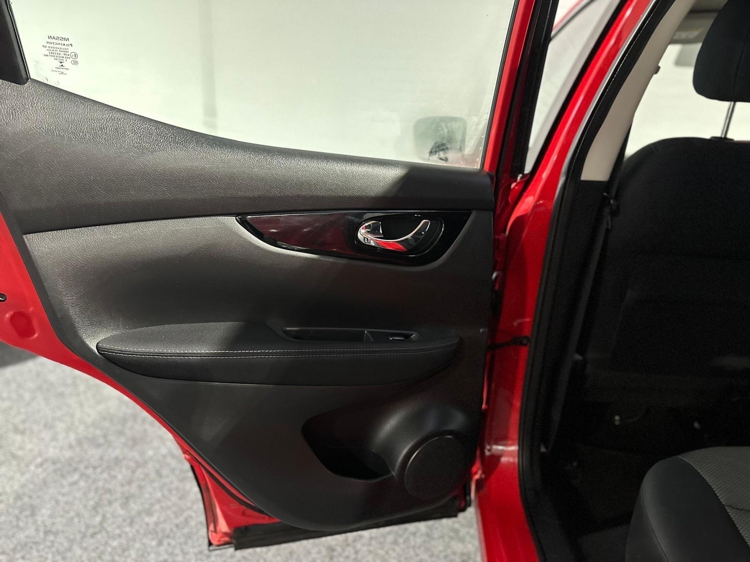 Used Nissan Qashqai 2015 for sale - 76976590: Photo 24