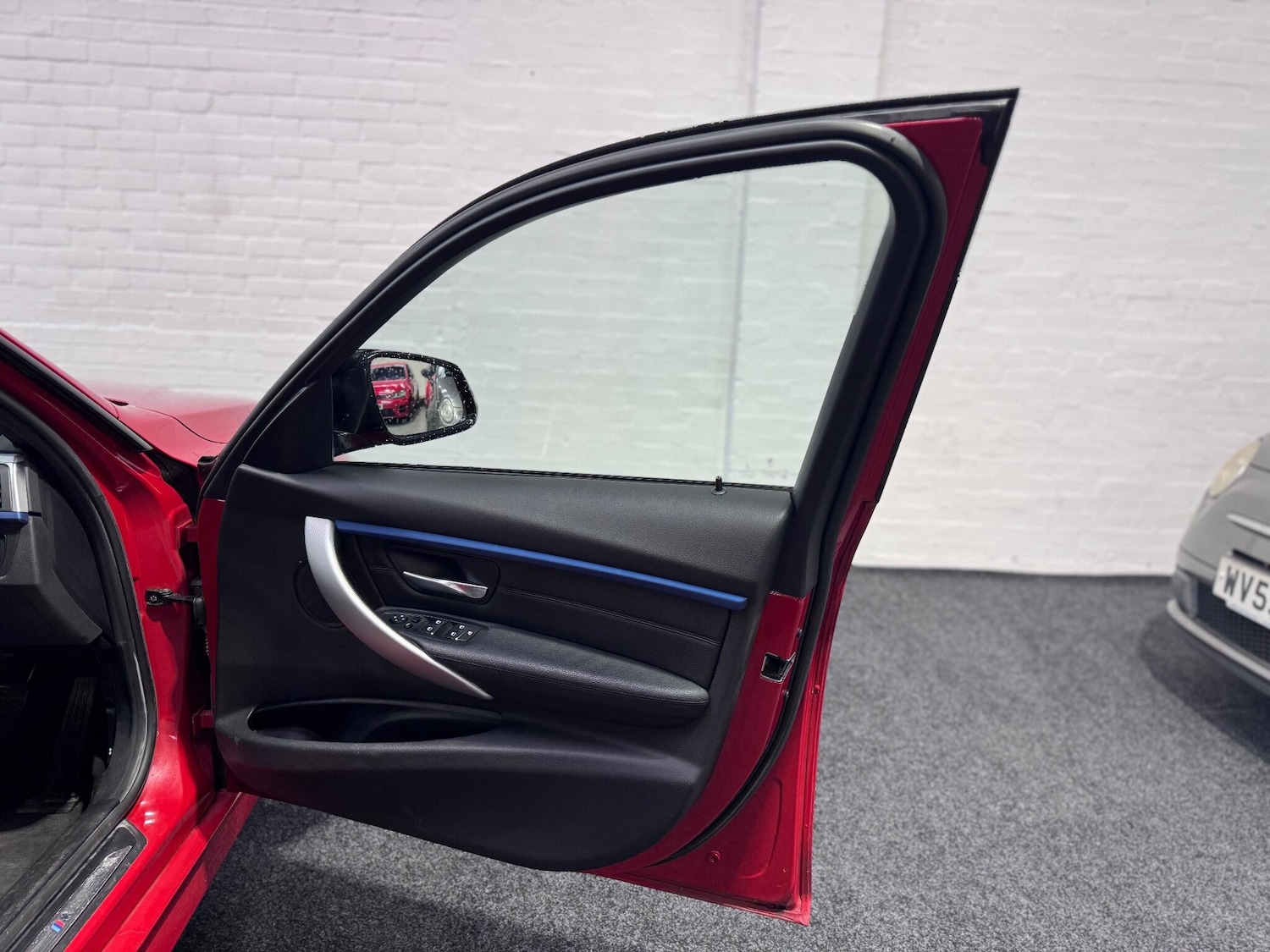 Used BMW 3 Series for sale - 77081928: Photo 41